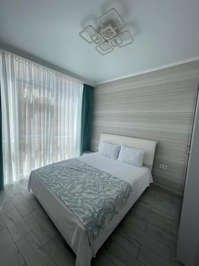 Nika Apartment Odessa Exterior foto